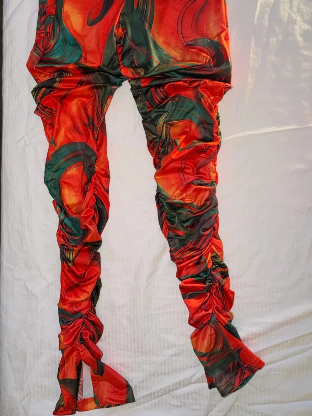 Ruched pants in Red & Green Abstract Print